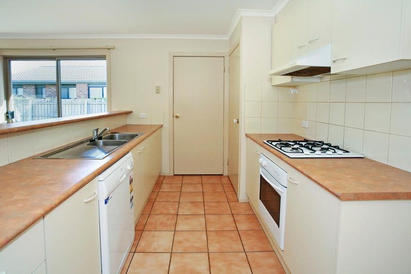 21 Andrea Court, LARA VIC 3212, Lara - Thumbnail 4