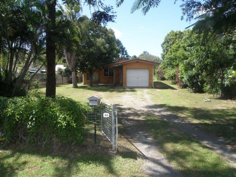 44 Banksia Avenue, ANDERGROVE QLD 4740, Andergrove - Thumbnail 2