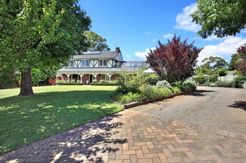58 Main Road, Cambewarra Village - Thumbnail 2