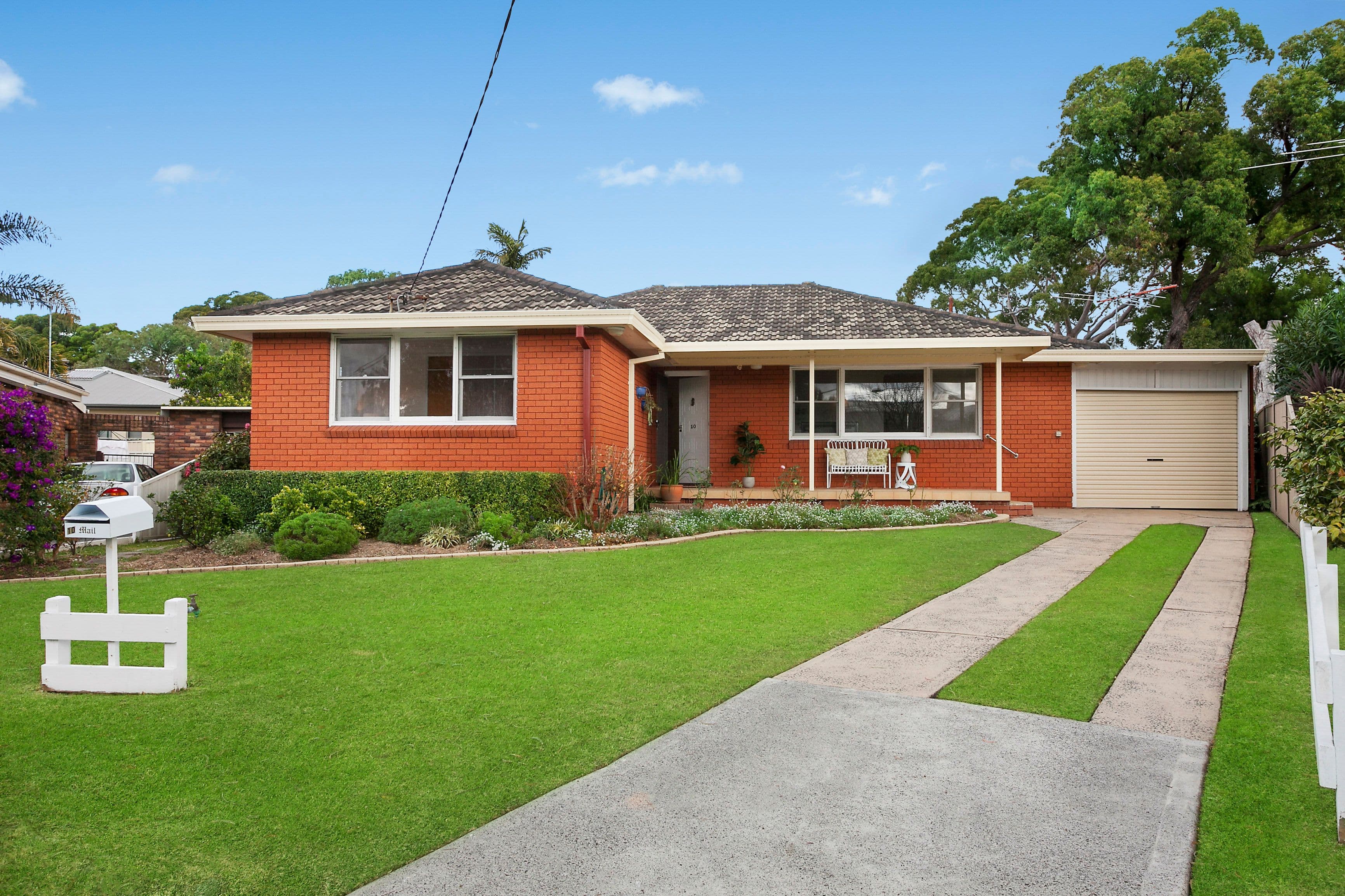 10 Sindone Place, Caringbah - Image 1