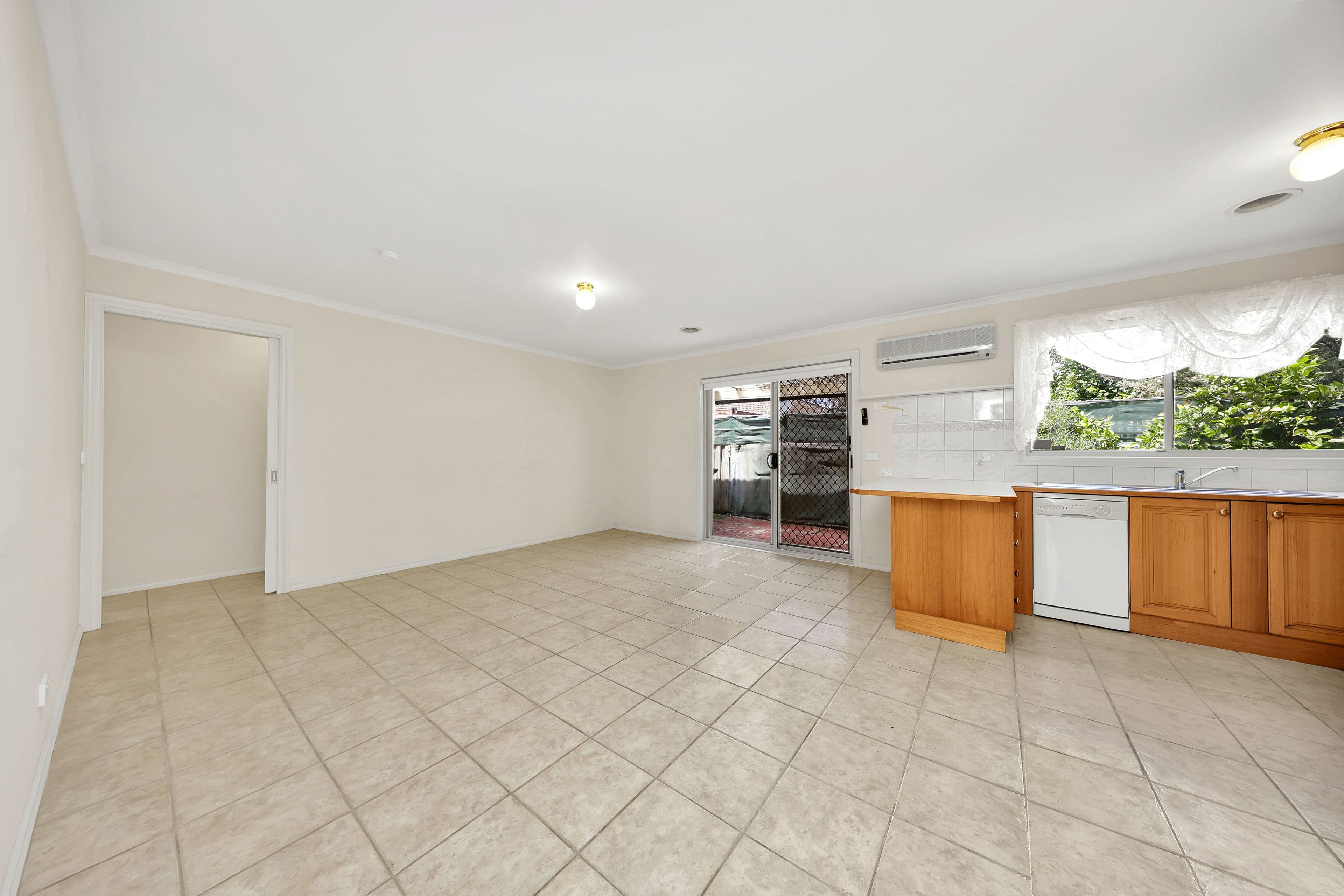83 Manning Clark Road, Mill Park VIC 3082, Mill Park - Thumbnail 7