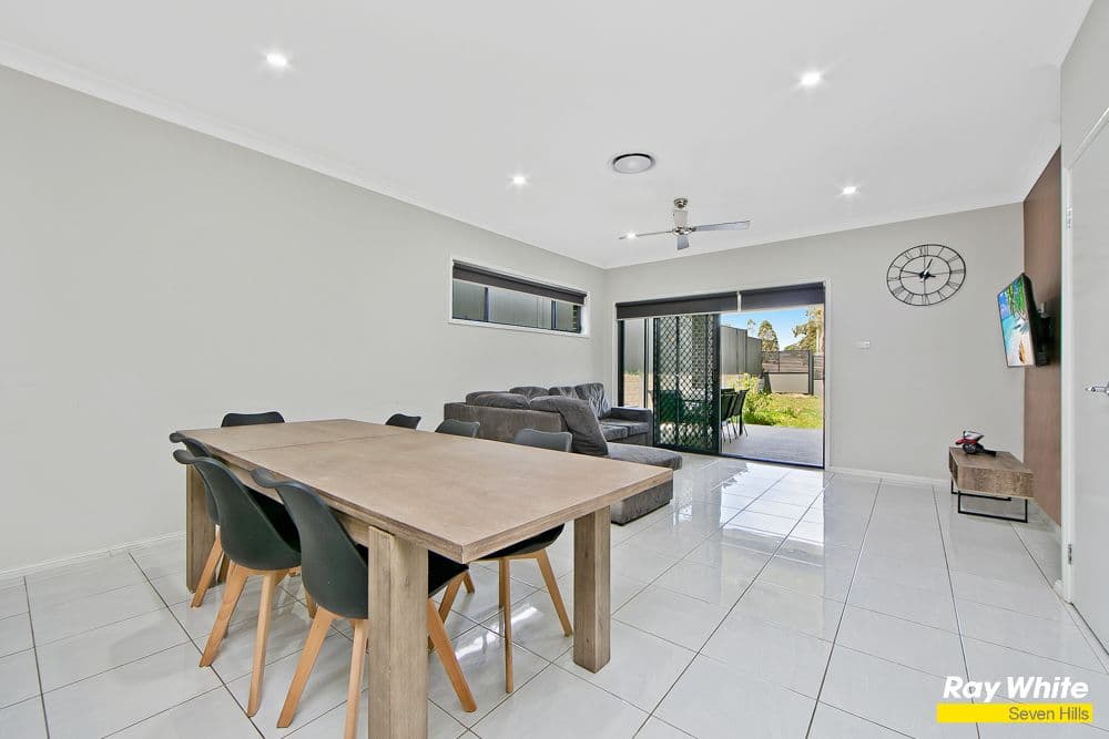 6 Murcutt Street, Ropes Crossing - Thumbnail 4