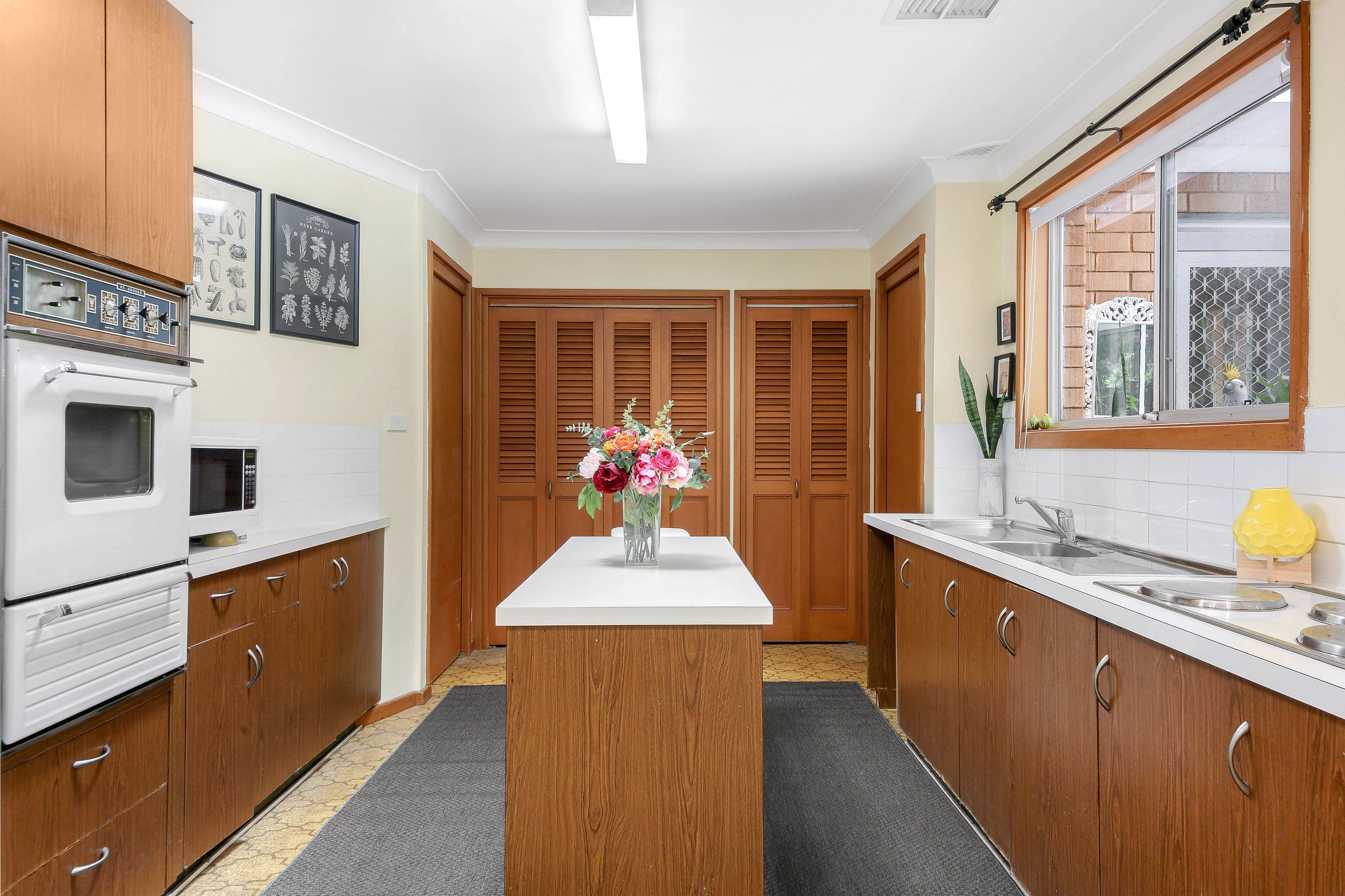 9 Yvonne Crescent, Georges Hall NSW 2198, Bass Hill - Thumbnail 3