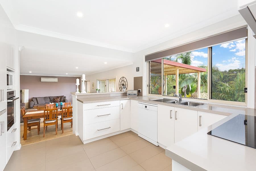 28 Wardell Drive, Barden Ridge - Thumbnail 2