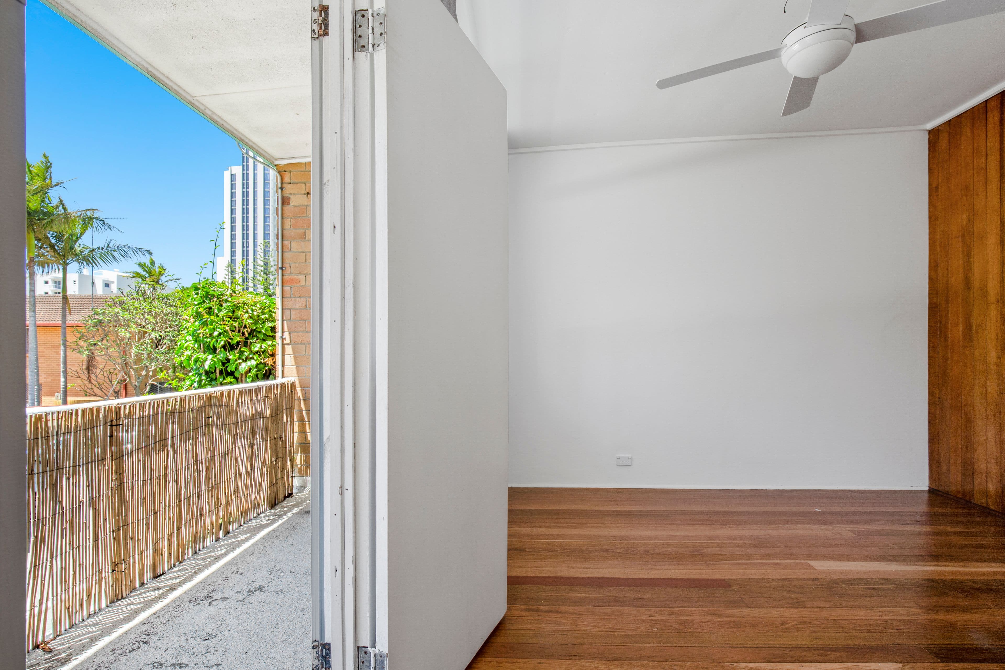 15 George Avenue, Broadbeach QLD 4218, Broadbeach - Thumbnail 4