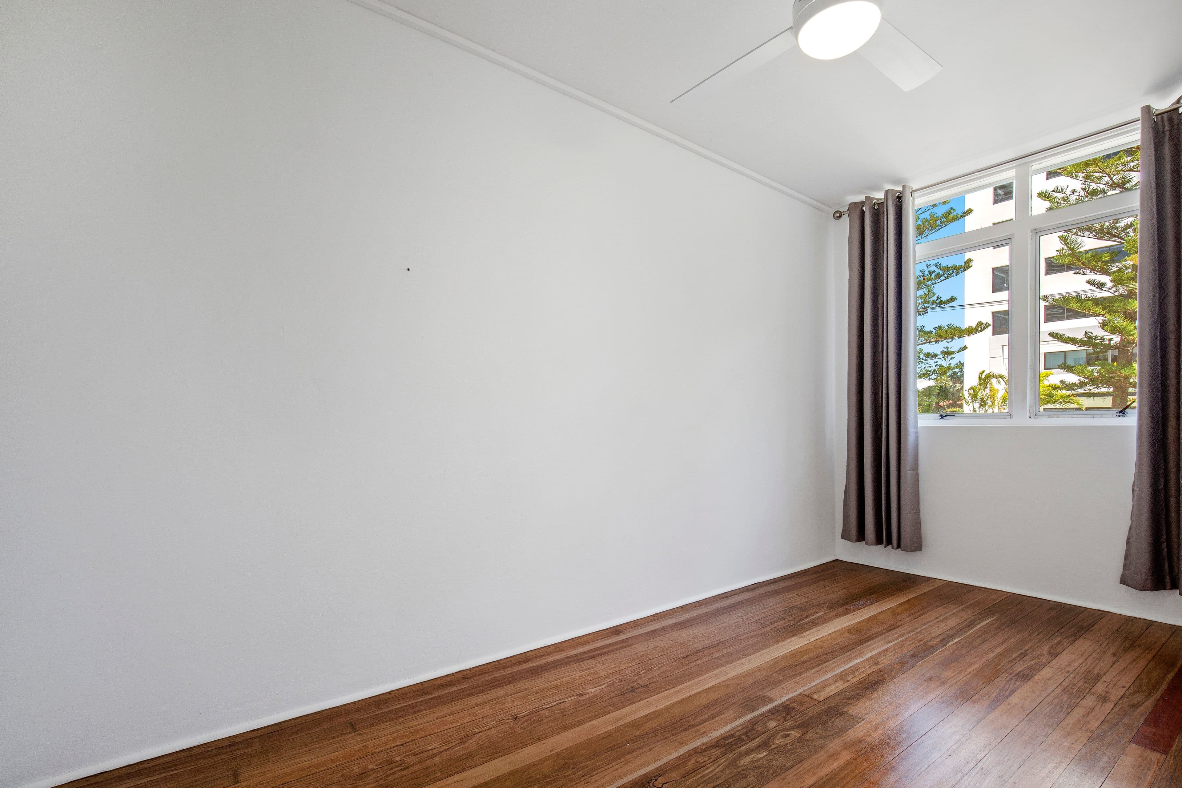 15 George Avenue, Broadbeach QLD 4218, Broadbeach - Thumbnail 6