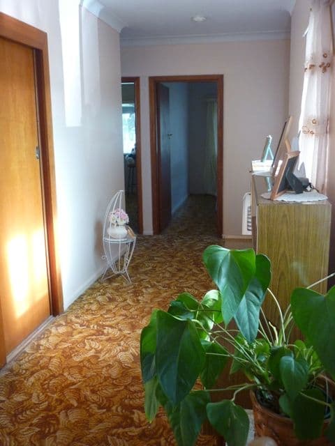 33 Honeysuckle, UMINA BEACH NSW 2257, Umina Beach - Thumbnail 2