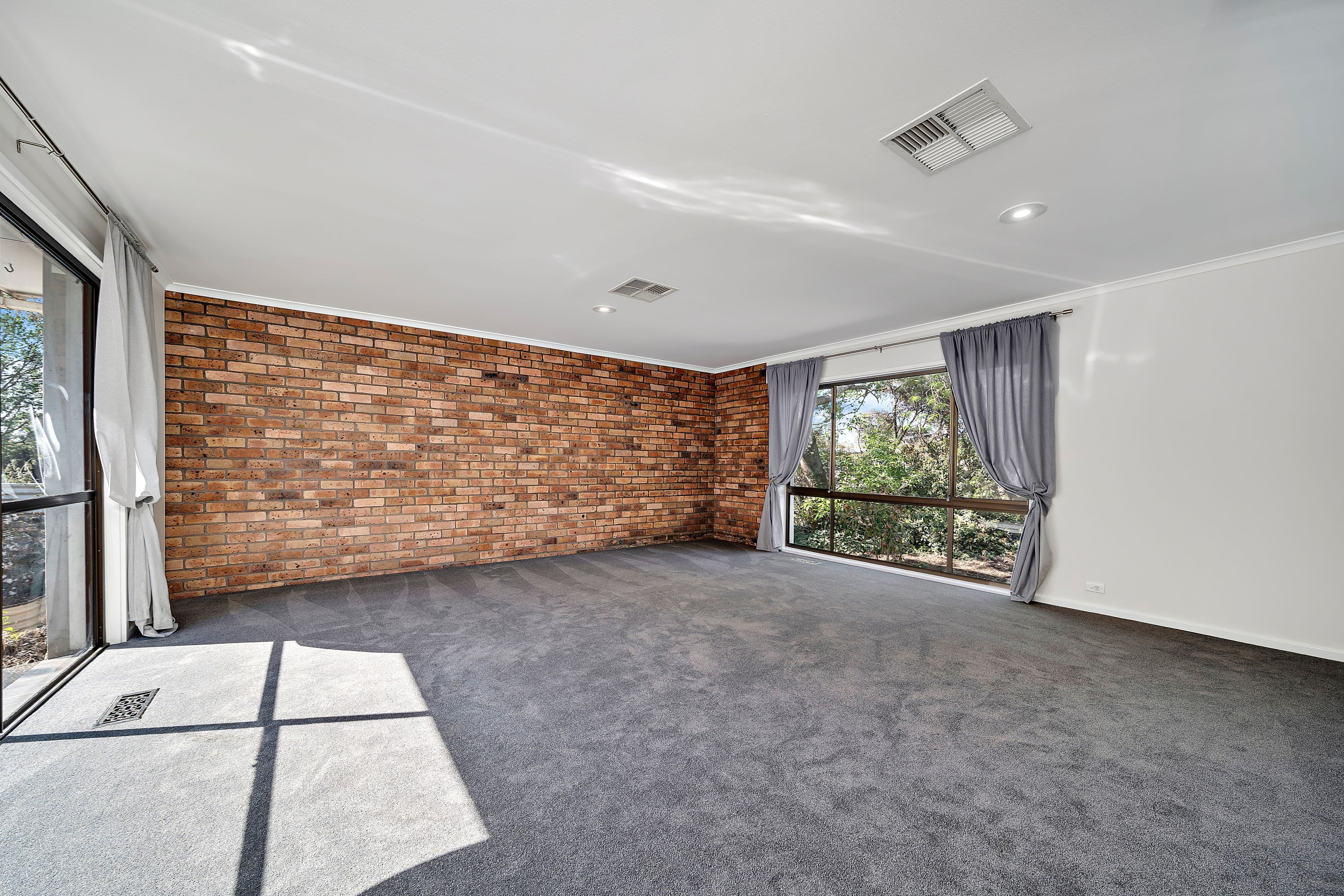 205 Tillyard Drive, Fraser ACT 2615, Fraser - Thumbnail 4