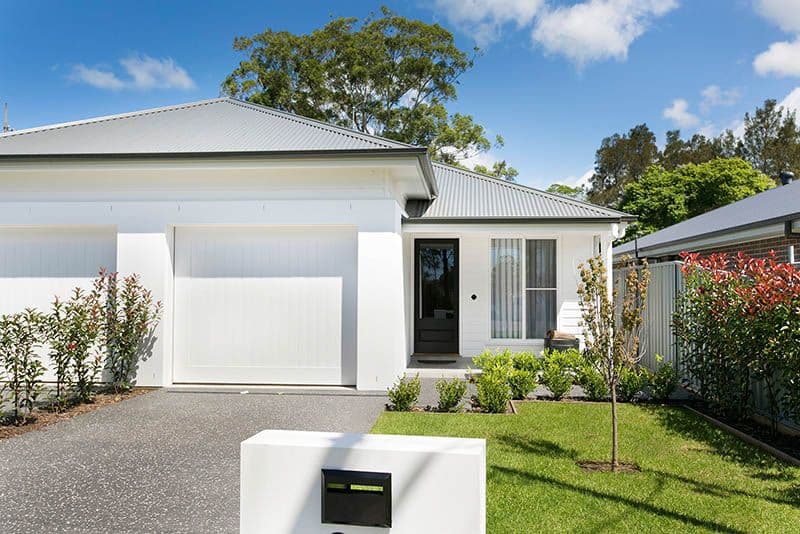 24 Timbs Road, Oak Flats - Image 1