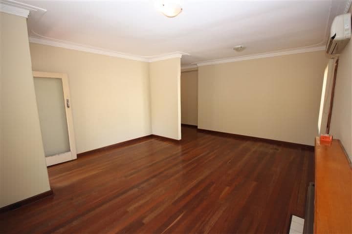 26 Hewton Street, MORLEY WA 6062, Morley - Thumbnail 4