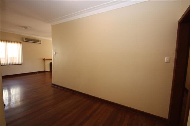 26 Hewton Street, MORLEY WA 6062, Morley - Thumbnail 6