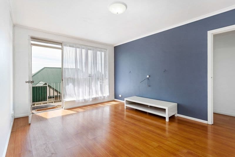 10/67 Ballarat Road, Footscray - Thumbnail 4