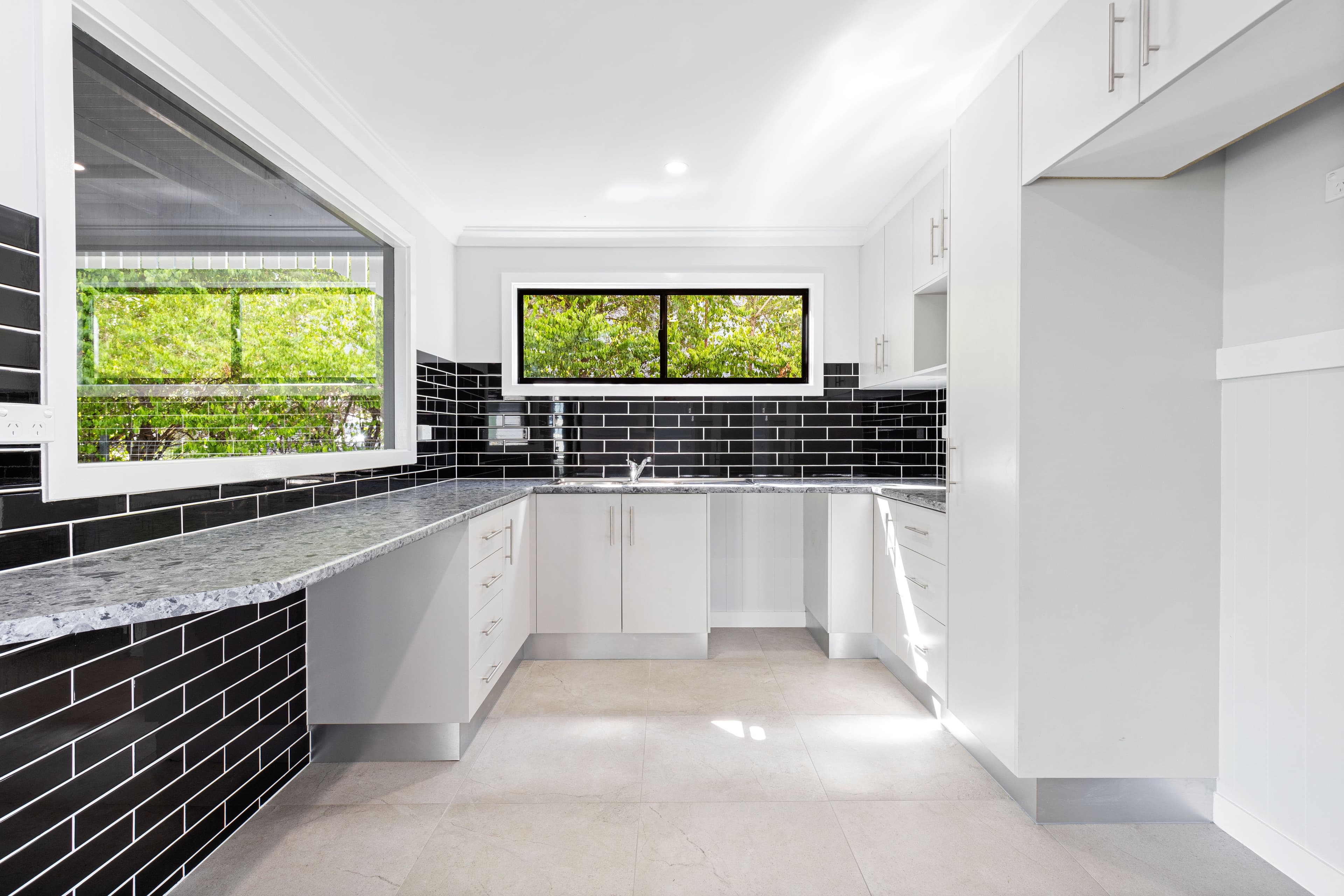 3 Barry Street, Emerald QLD 4720, Emerald - Thumbnail 7