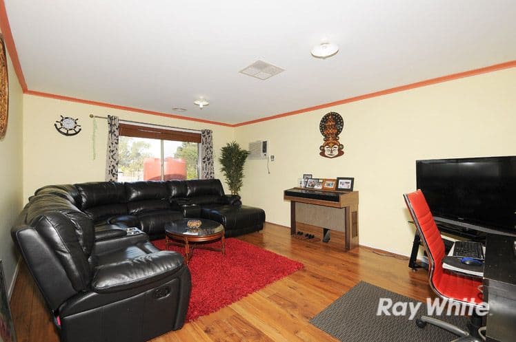 3 Trinity Drive, Langwarrin VIC 3910, Langwarrin - Thumbnail 4