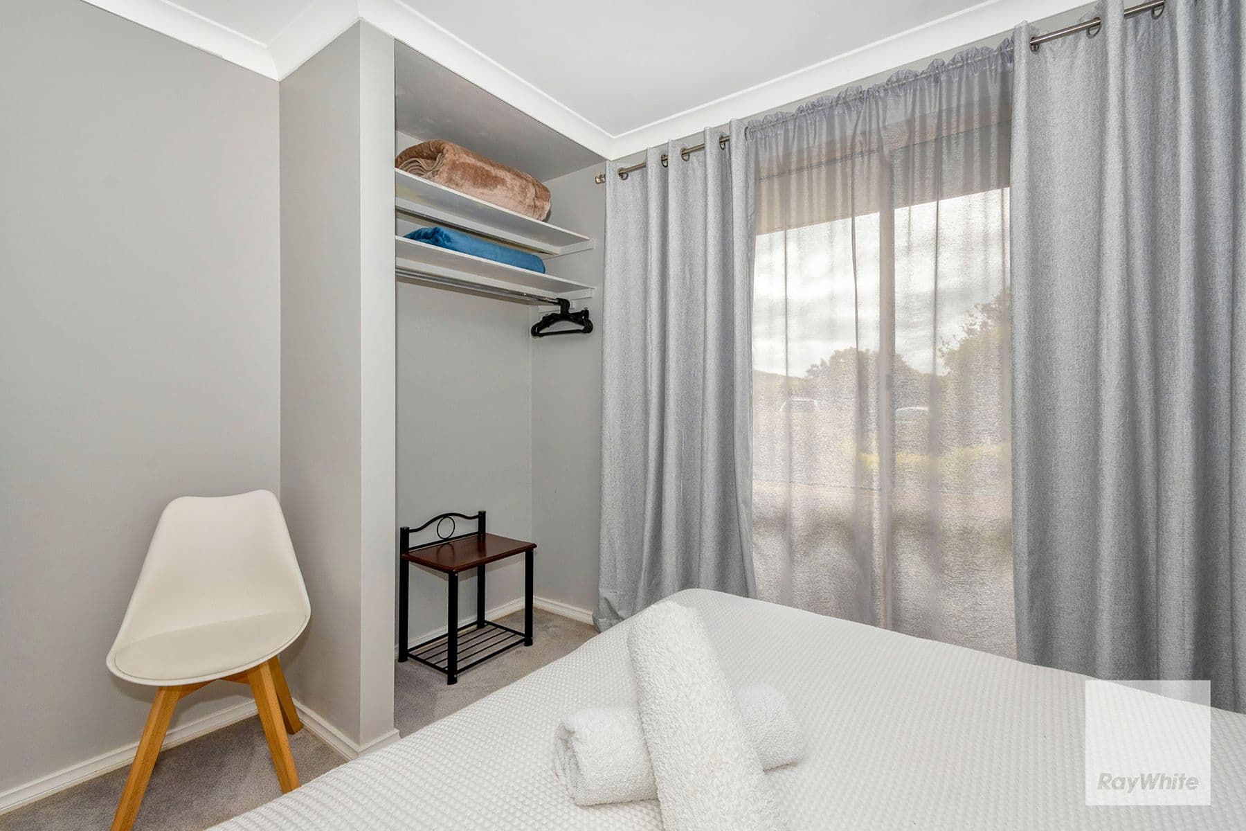 18 Cordoba Way, Orana WA 6330, Orana - Thumbnail 4