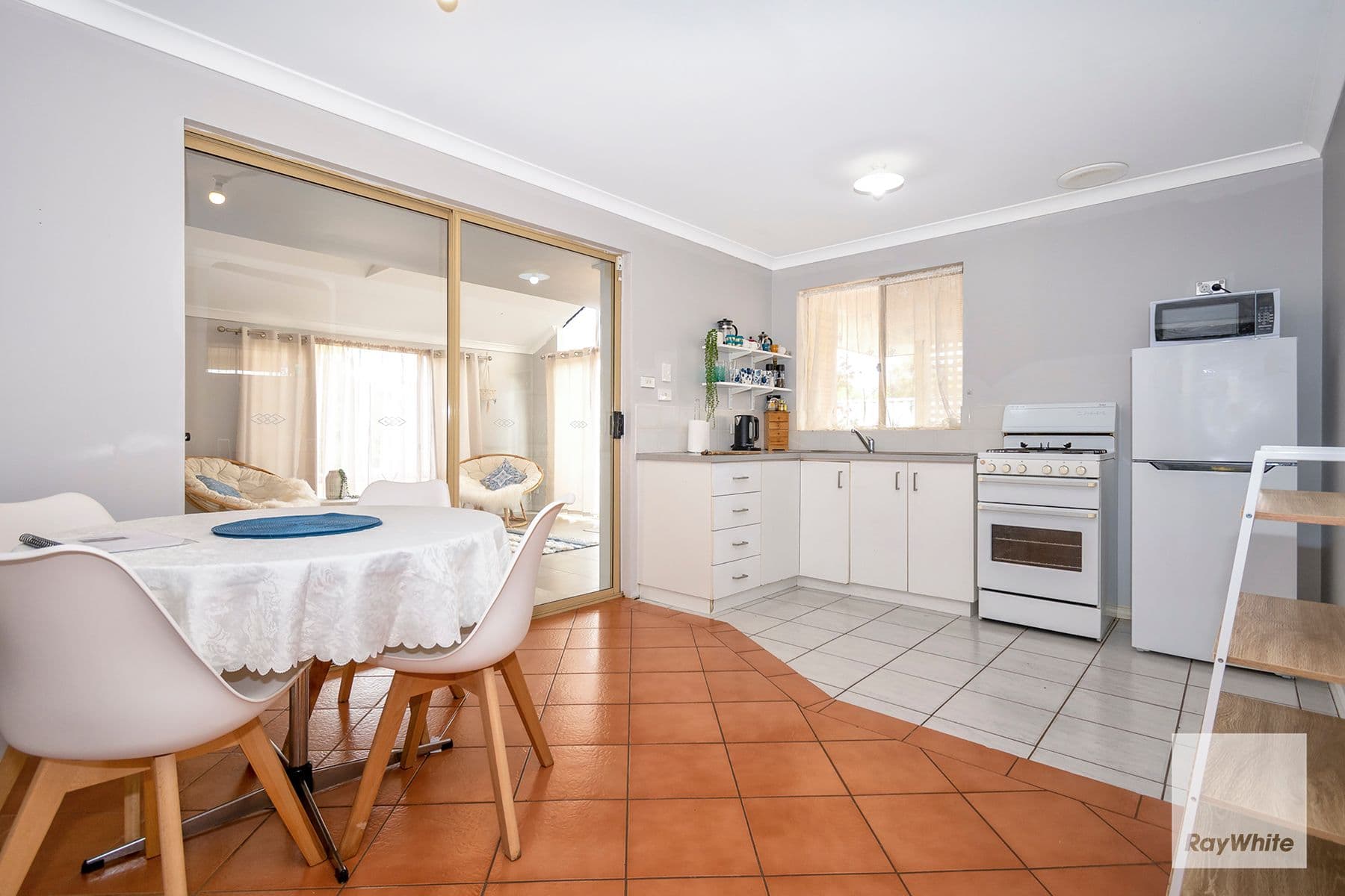 18 Cordoba Way, Orana WA 6330, Orana - Thumbnail 7