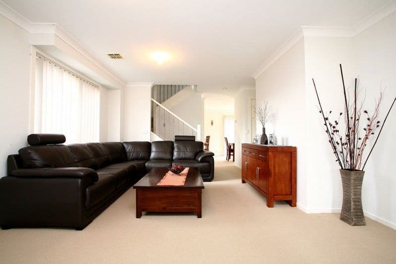 91 Sweeney Drive, NARRE WARREN VIC 3805, Narre Warren - Thumbnail 2