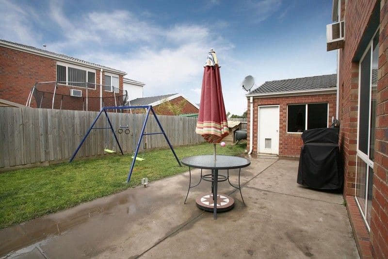 91 Sweeney Drive, NARRE WARREN VIC 3805, Narre Warren - Thumbnail 6