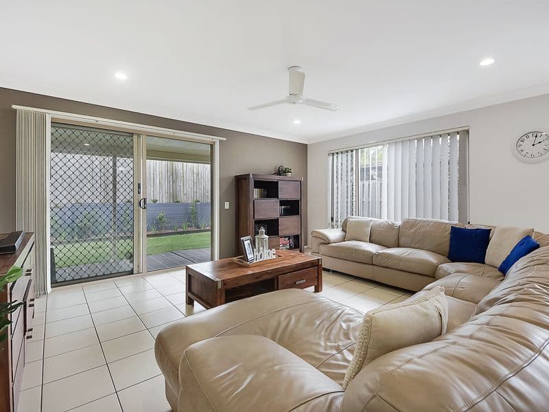 10 Hollywood Avenue, Bellmere QLD 4510, Bellmere - Thumbnail 4