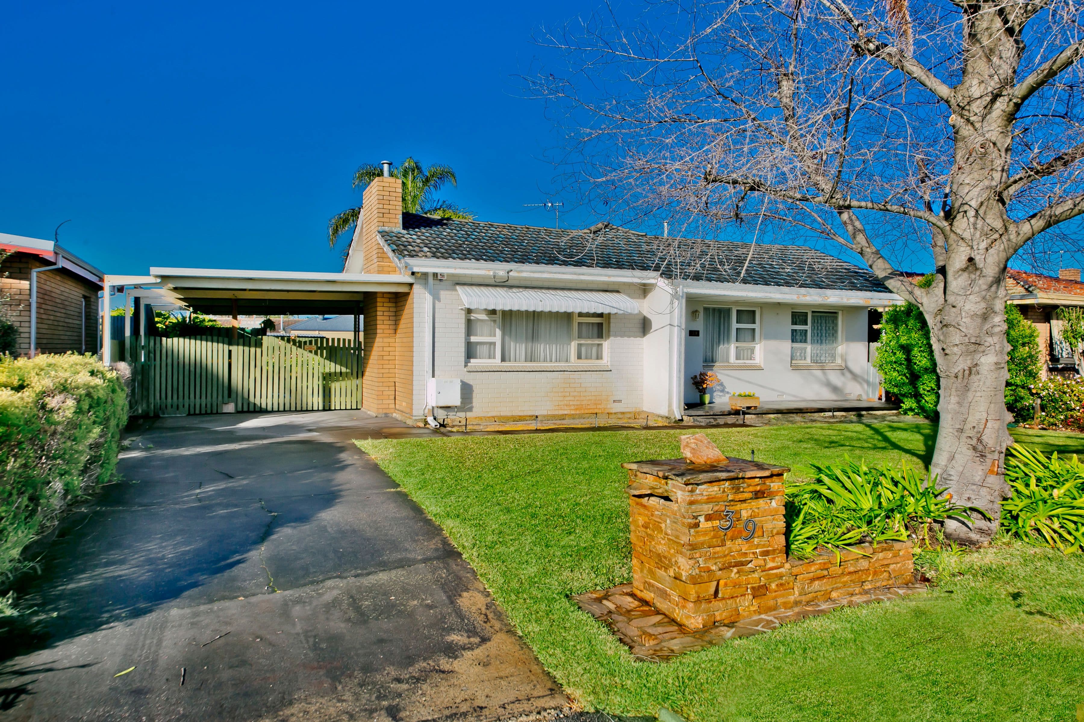 39 Ramsden Way, Morley WA 6062, Morley - Thumbnail 2