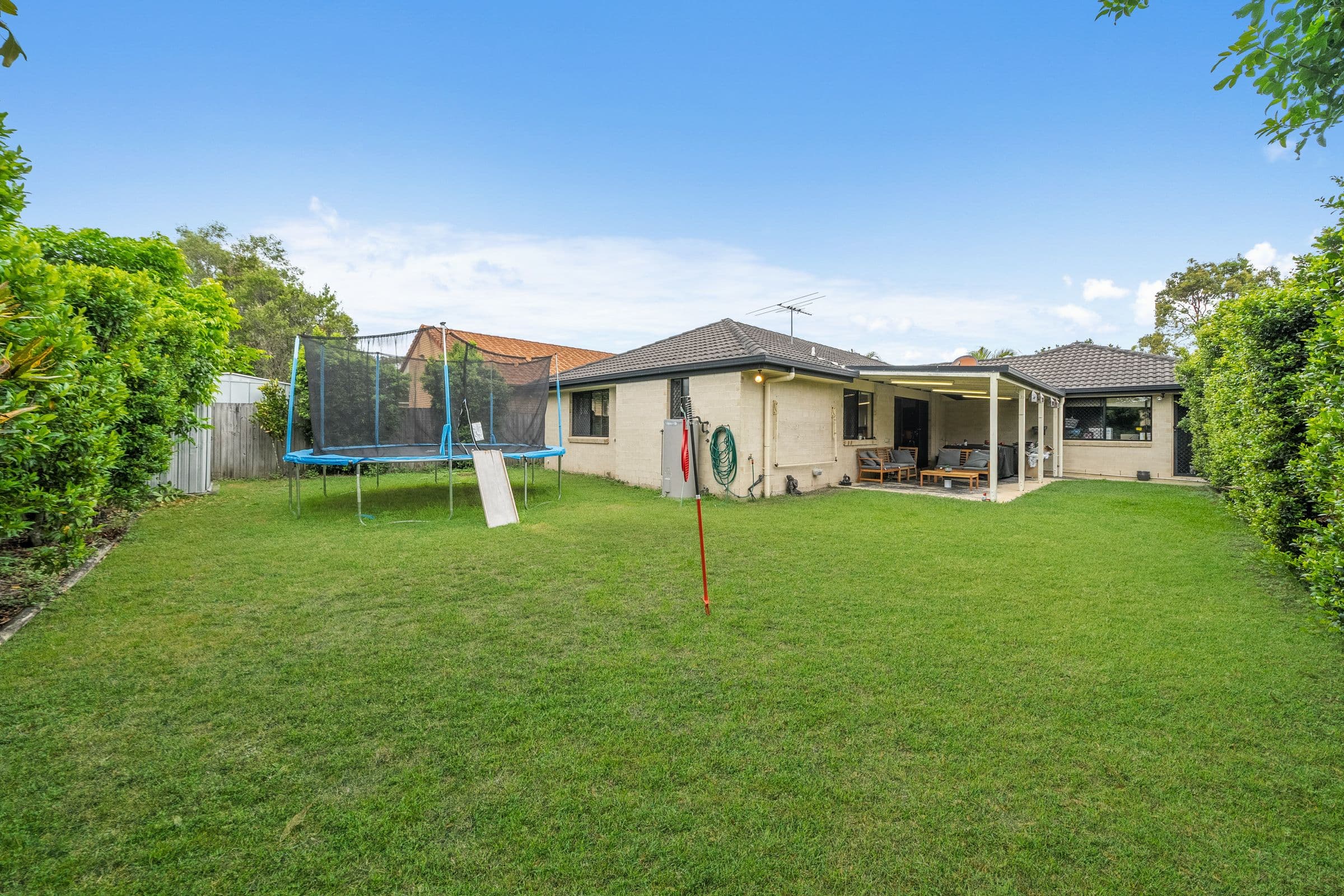 5 Whitfield Crescent, North Lakes QLD 4509, North Lakes - Thumbnail 2