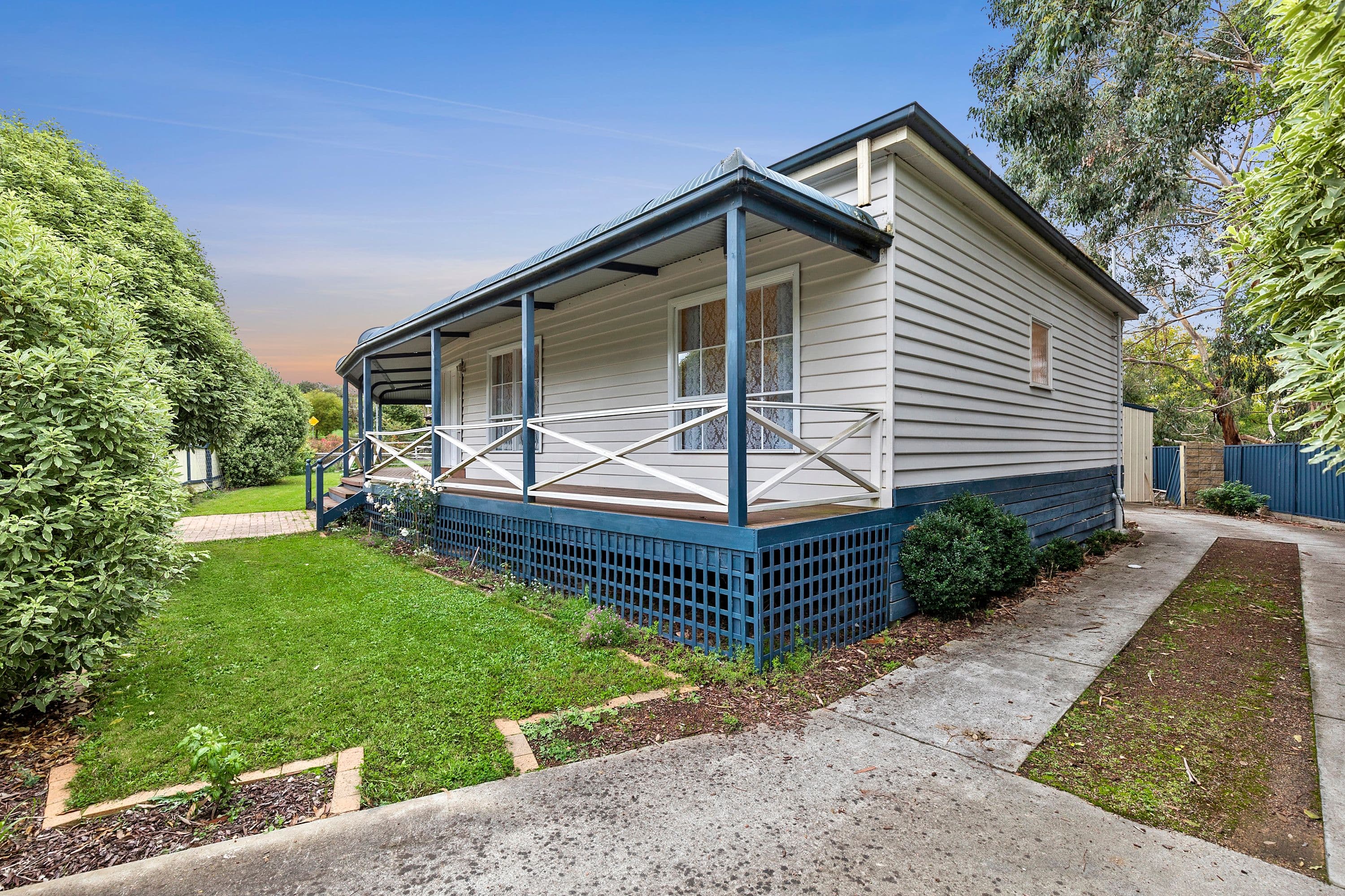 31 York Street, Golden Point VIC 3350, Golden Point - Thumbnail 3