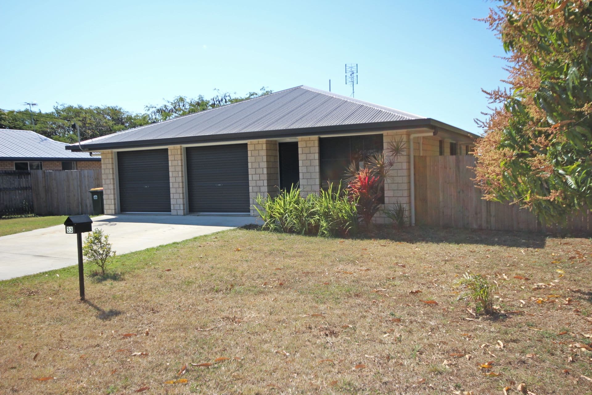 33 Kathleen Street, Sarina QLD 4737, Sarina - Image 1