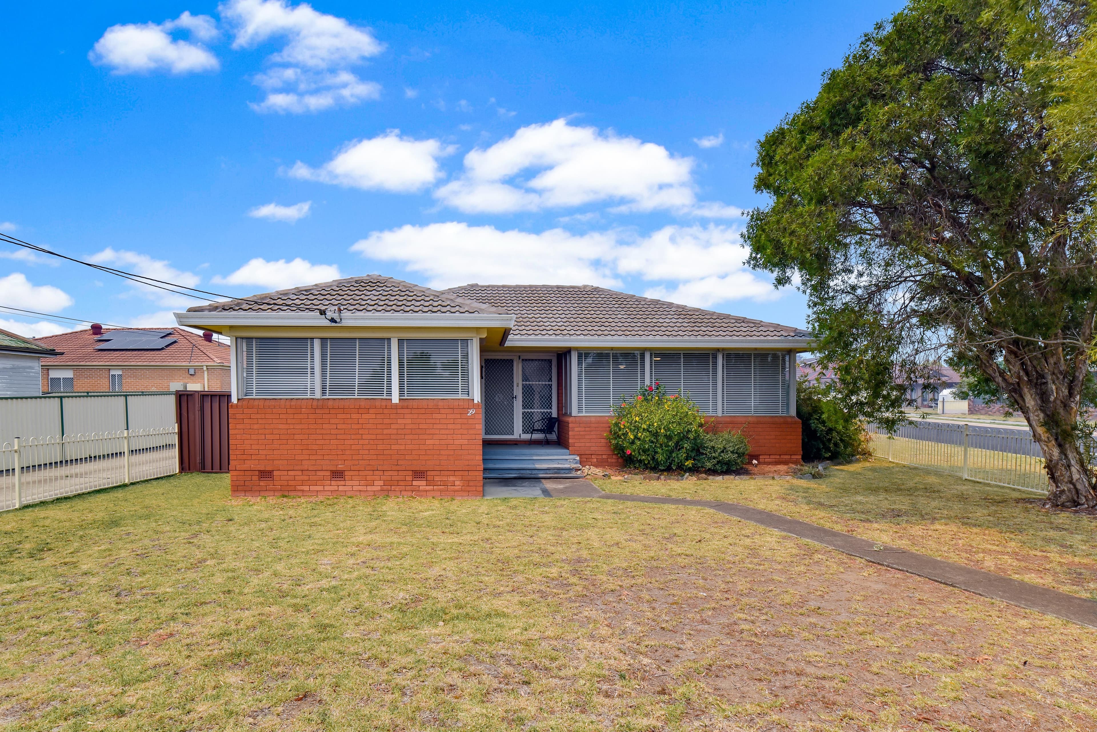 Macquarie Fields NSW 2564, Macquarie Fields - Image 1