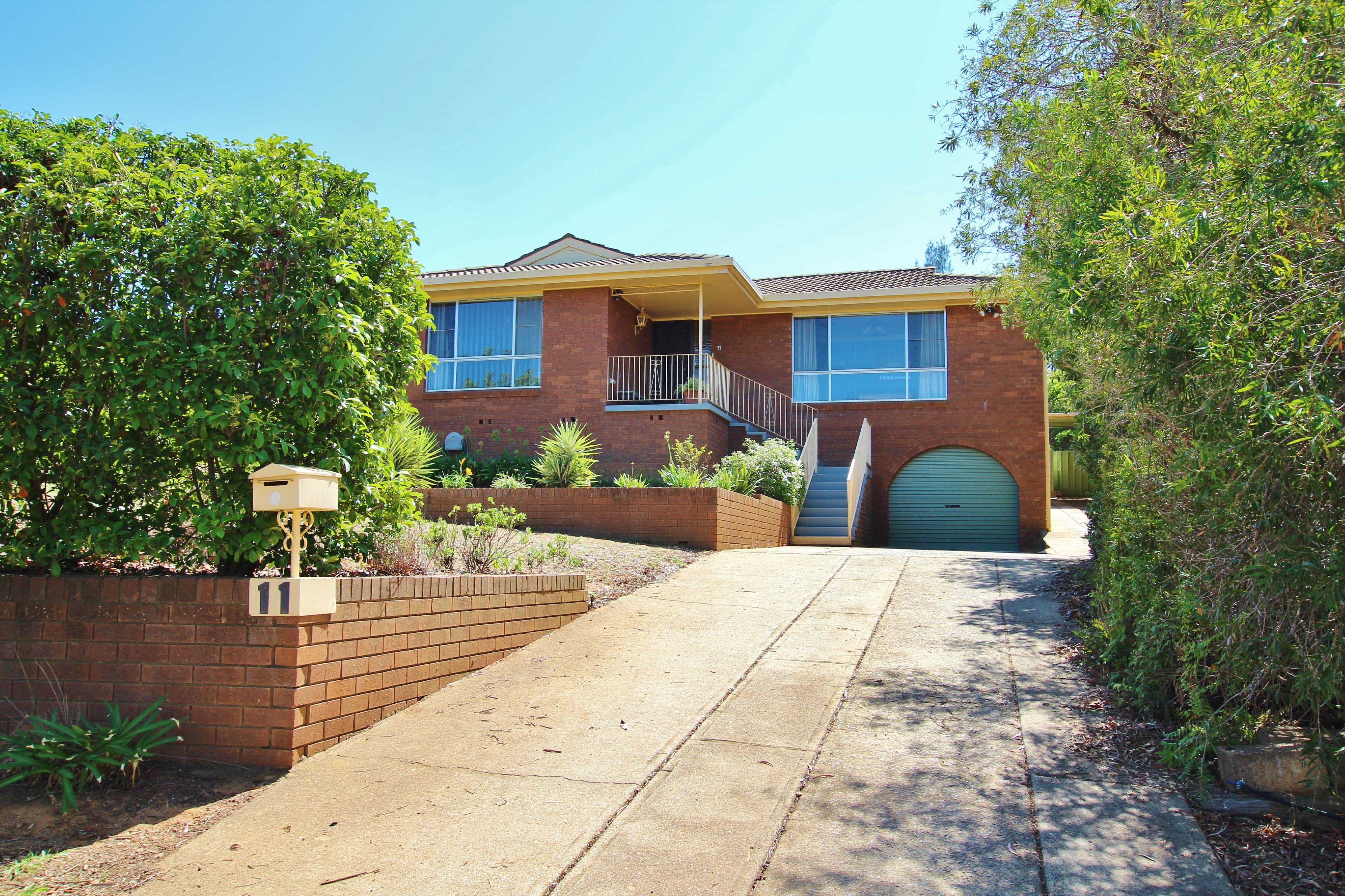 11 Keevil Drive, Young NSW 2594, Young - Image 1