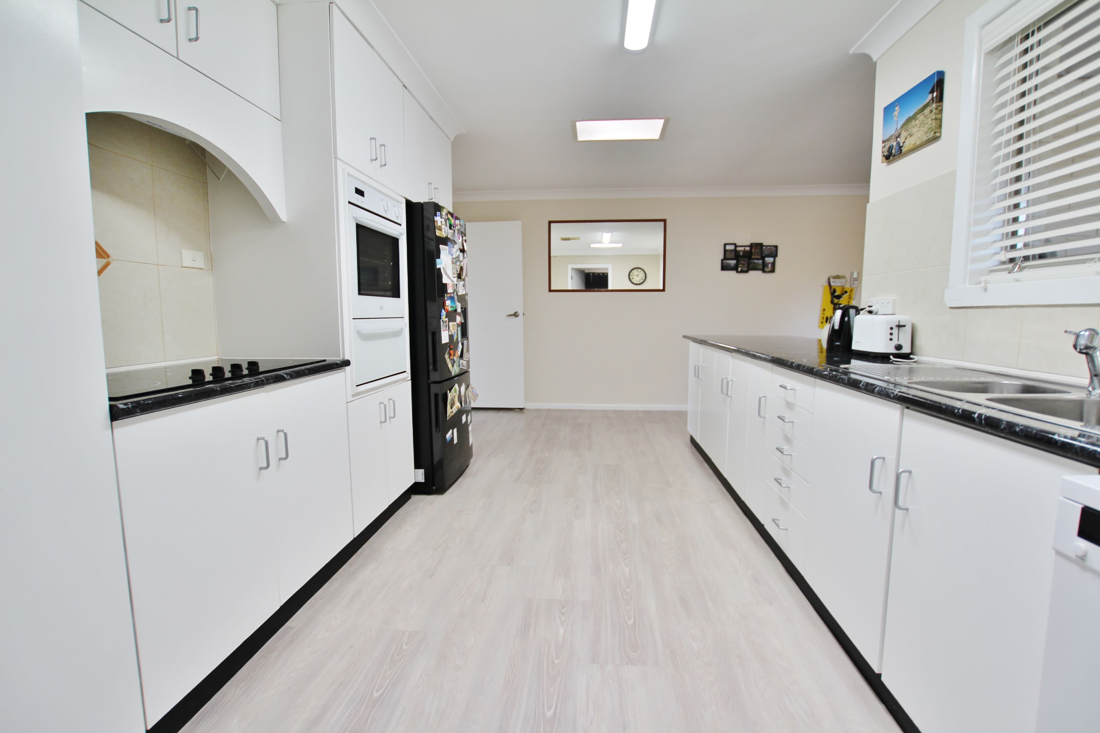 11 Keevil Drive, Young NSW 2594, Young - Thumbnail 7