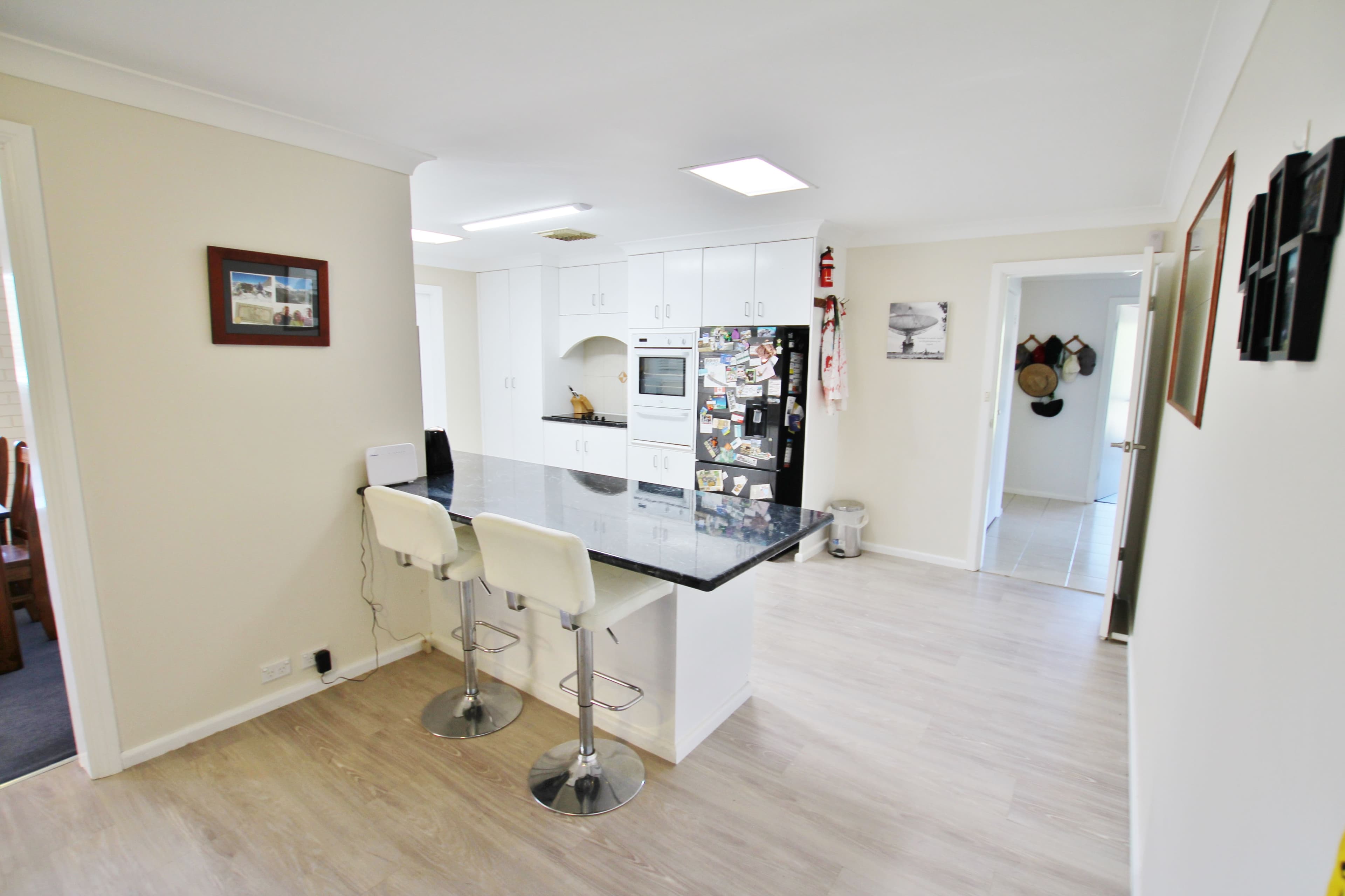 11 Keevil Drive, Young NSW 2594, Young - Thumbnail 8