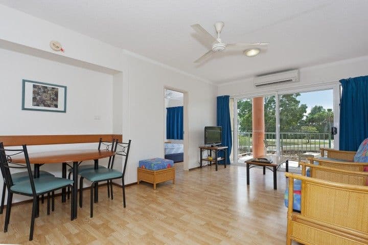 26 Marina Boulevard, CULLEN BAY NT 0820, Cullen Bay - Thumbnail 2