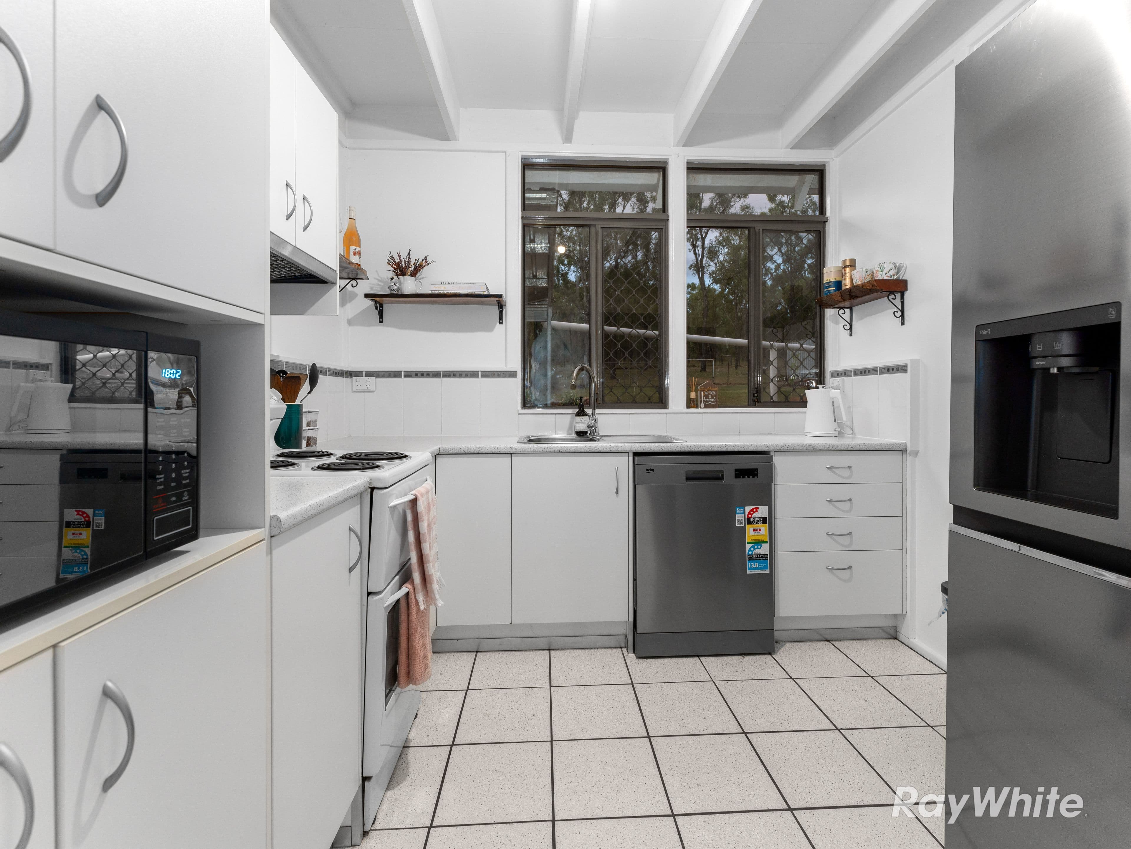 6 Brown Court, Laidley Heights QLD 4341, Laidley Heights - Thumbnail 6