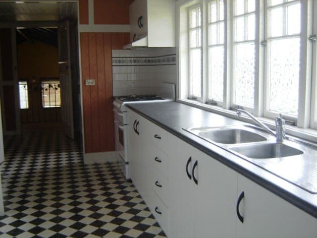 219 Bridge Street, NORTH TOOWOOMBA QLD 4350, North Toowoomba - Thumbnail 2