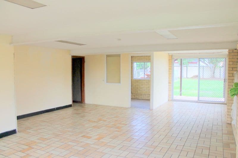 33 Andrew Street, KALLANGUR QLD 4503, Kallangur - Thumbnail 3