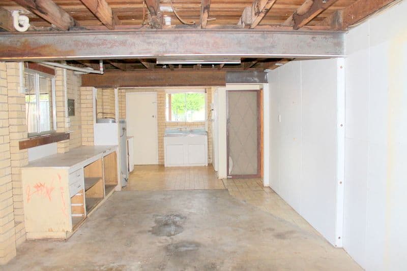 33 Andrew Street, KALLANGUR QLD 4503, Kallangur - Thumbnail 4
