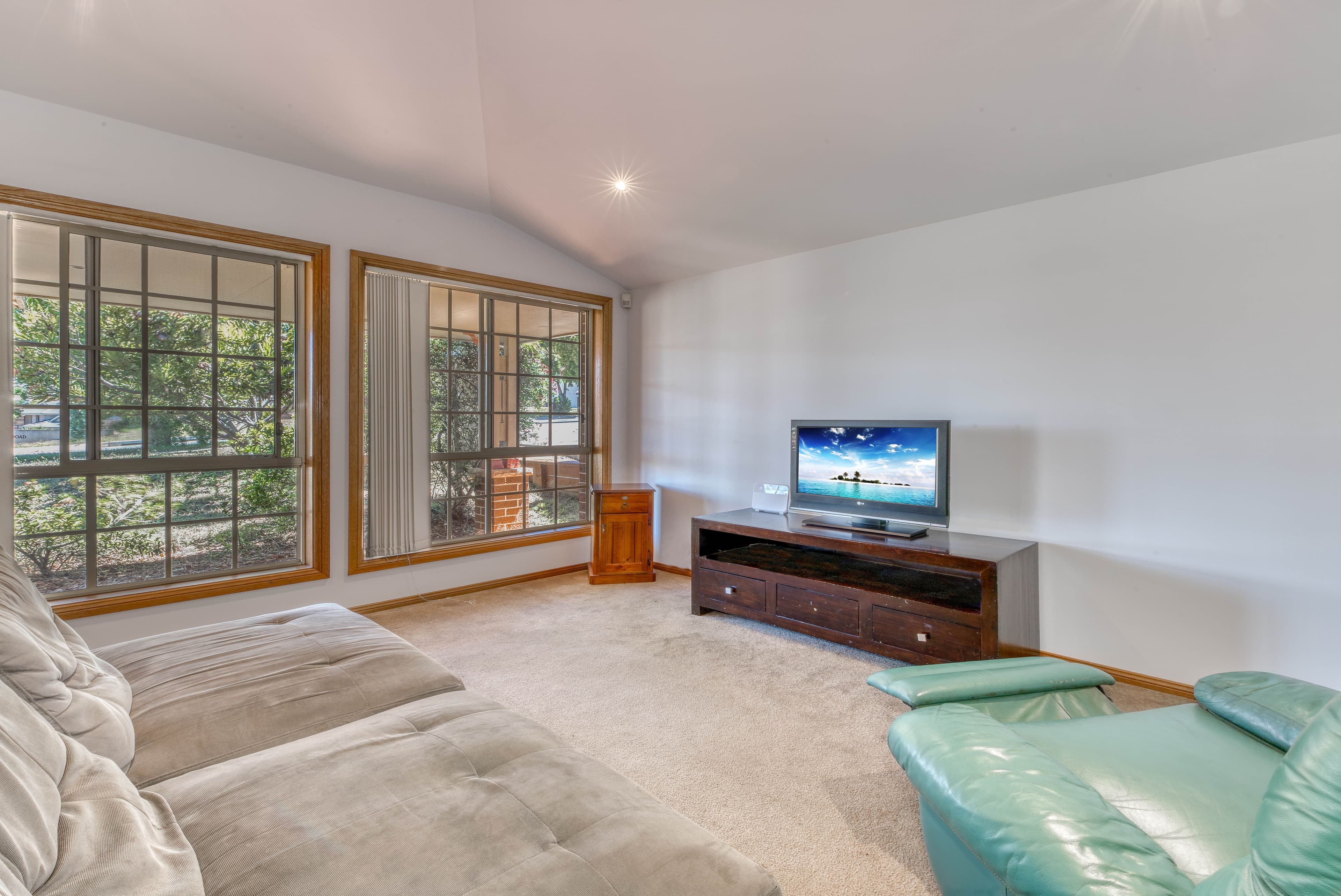 7 Danthonia Street, Mount Annan - Thumbnail 5