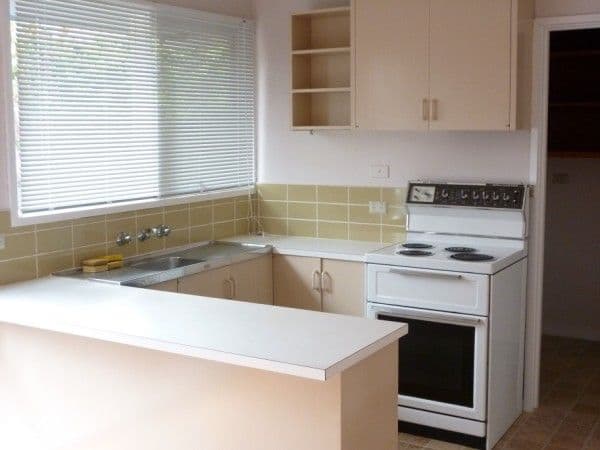 19 Cranbourne Road, FRANKSTON VIC 3199, Frankston - Thumbnail 3