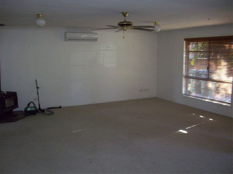 4 Flinders Crescent, BORONIA HEIGHTS QLD 4124, Boronia Heights - Thumbnail 3