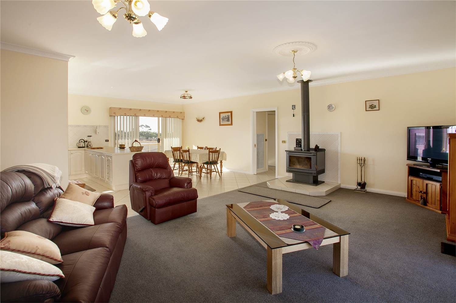 26 Lemalker Court, BANNOCKBURN VIC 3331, Bannockburn - Thumbnail 3