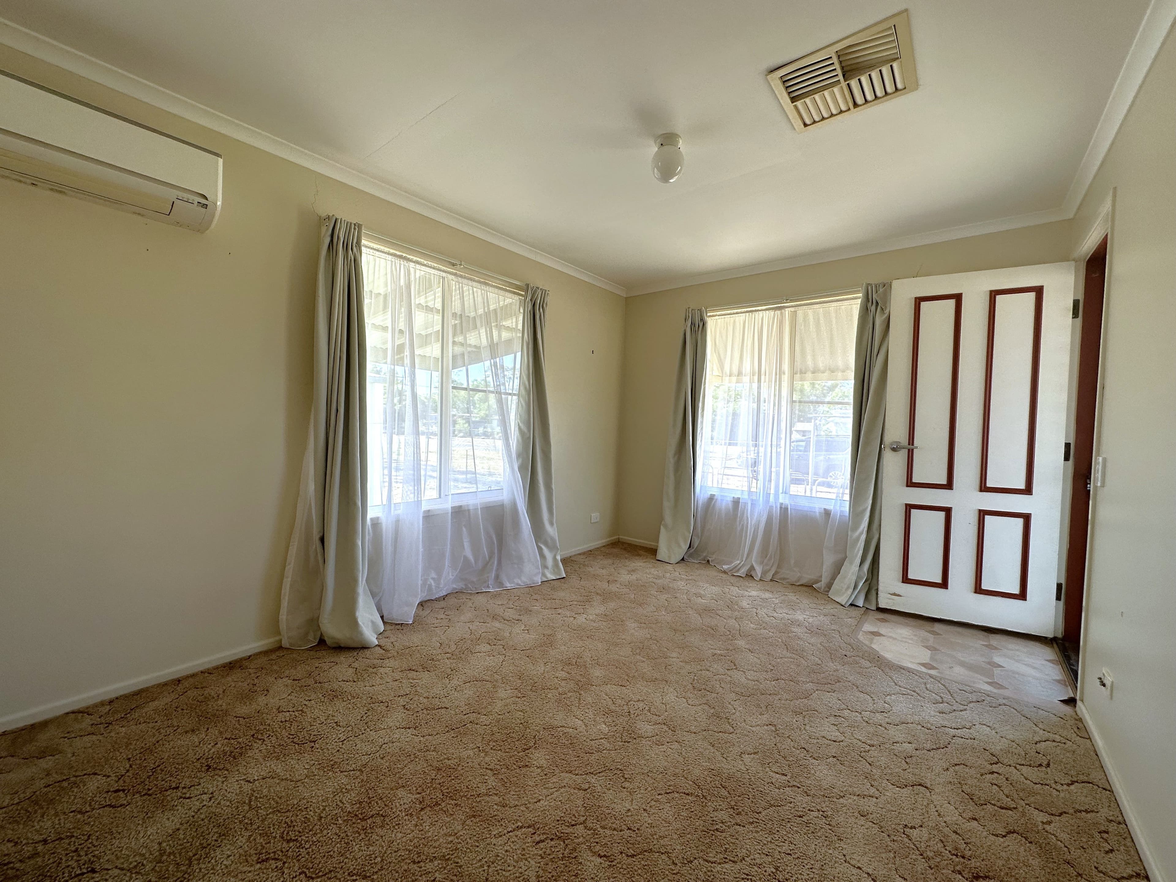 26 Flinders Street, Ilfracombe QLD 4727, Ilfracombe - Thumbnail 2