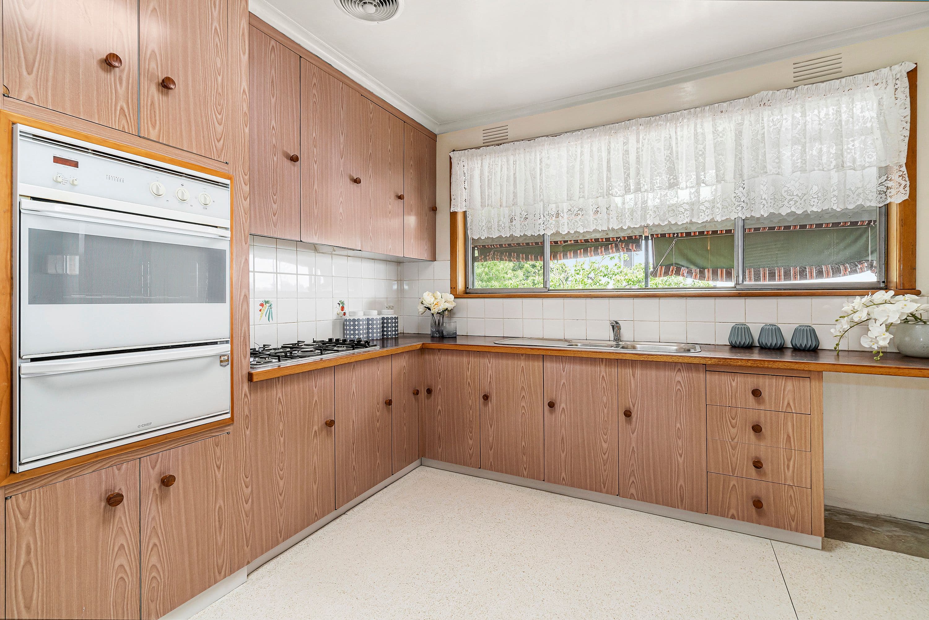 22 Madeleine Street, Doncaster VIC 3108, Doncaster - Thumbnail 4