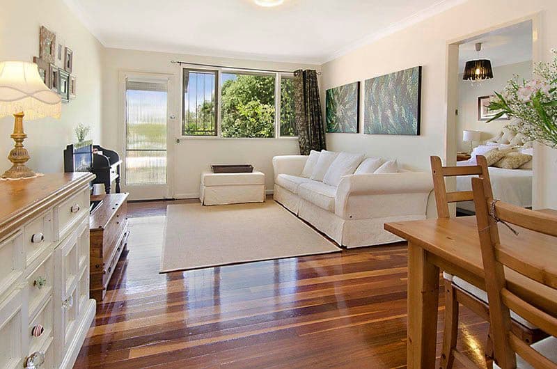 9 Miriam Street, HOLLAND PARK WEST QLD 4121, Holland Park West - Image 1
