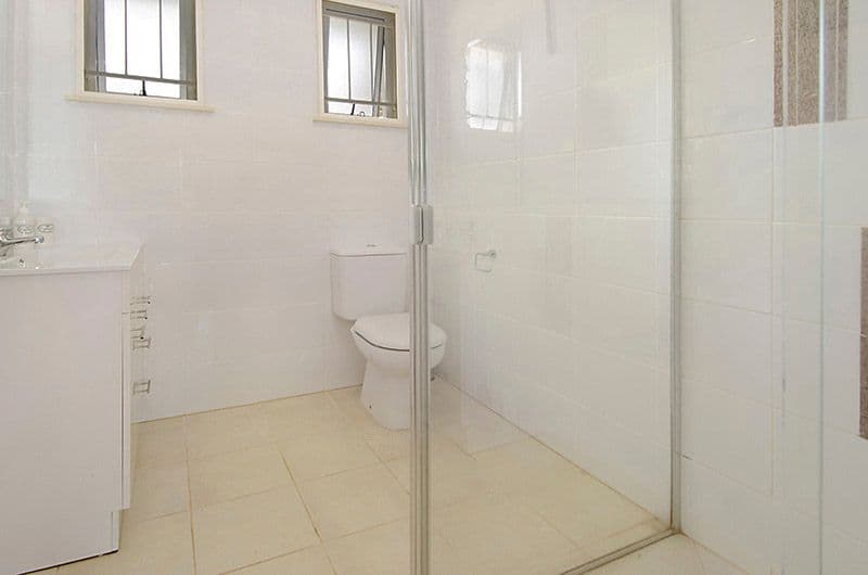 9 Miriam Street, HOLLAND PARK WEST QLD 4121, Holland Park West - Thumbnail 6