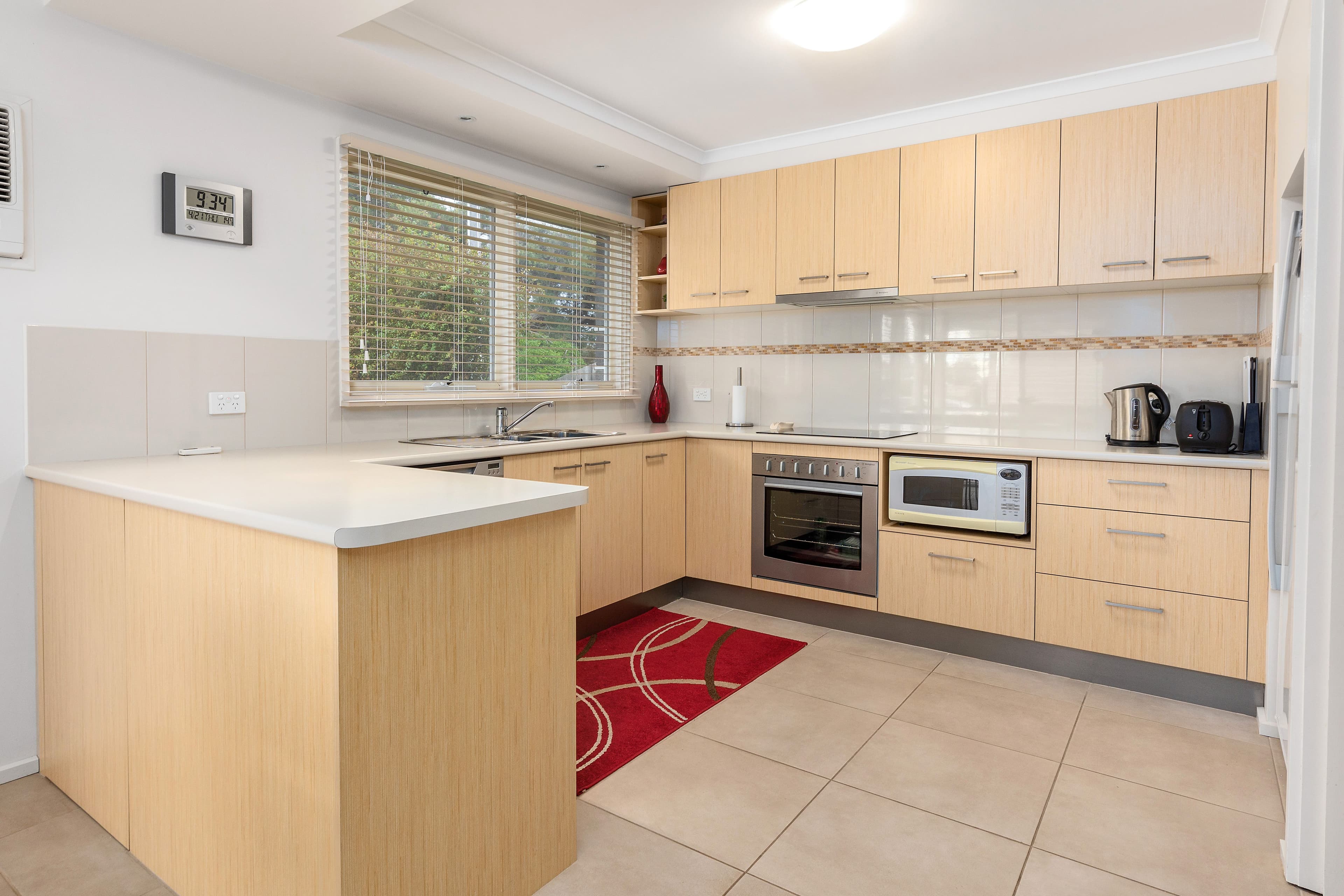 17 Gower Street, Kensington VIC 3031, Kensington - Thumbnail 2