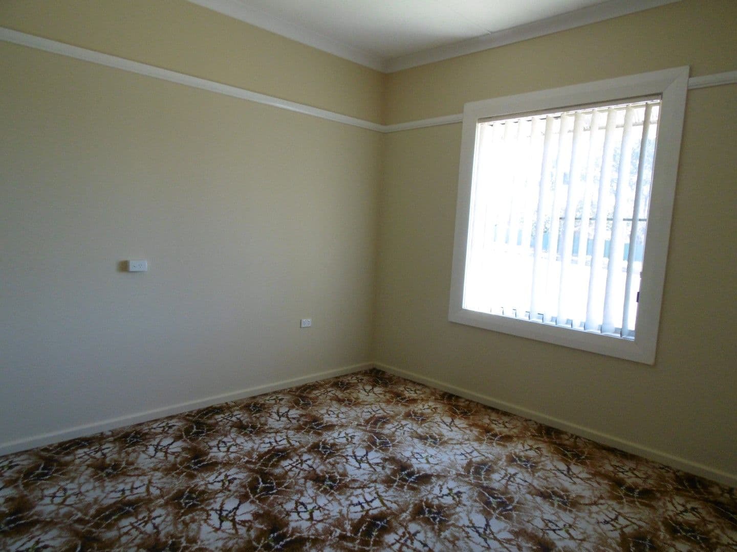 4 High Street, Parkes - Thumbnail 2