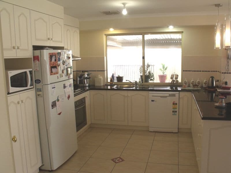 32 Ponderosa Road, MUNNO PARA WEST SA 5115, Munno Para West - Thumbnail 2