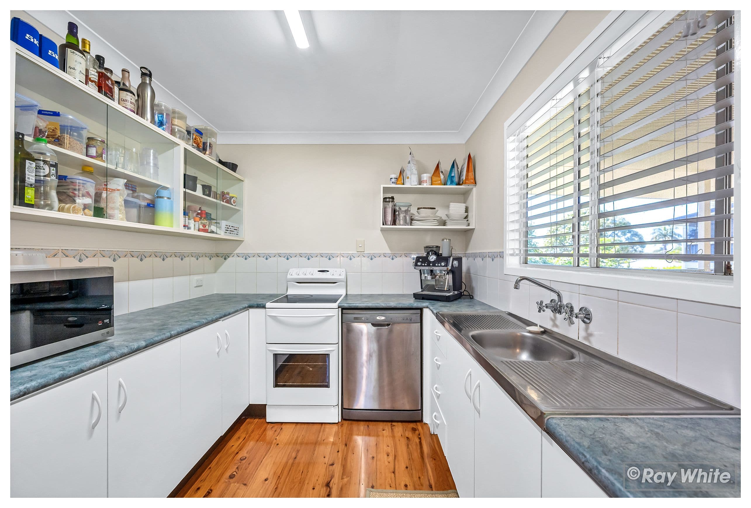 32 Swordfish Avenue, Taranganba QLD 4703, Taranganba - Thumbnail 6