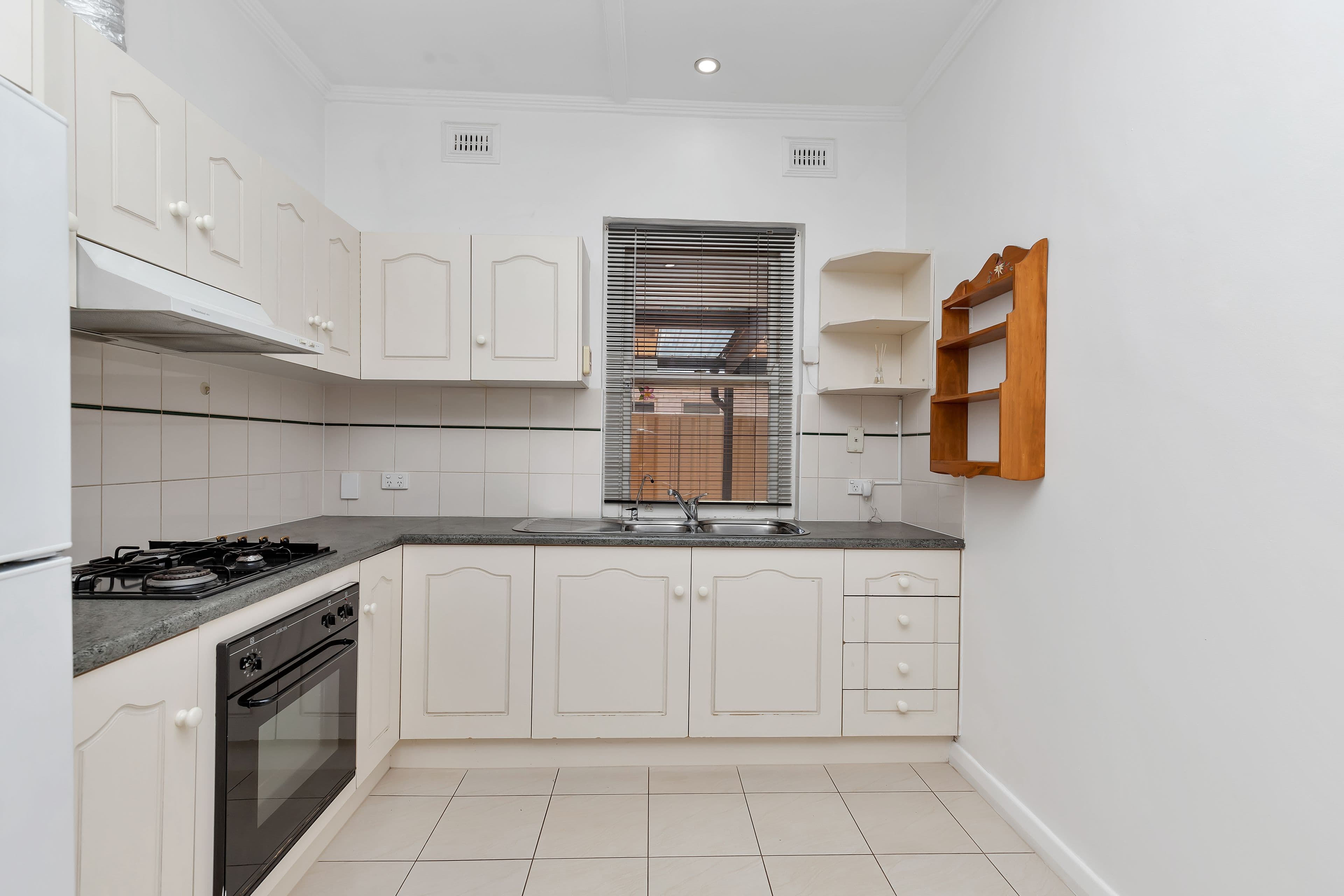 8 Hurstfield Terrace, Findon SA 5023, Findon - Thumbnail 5