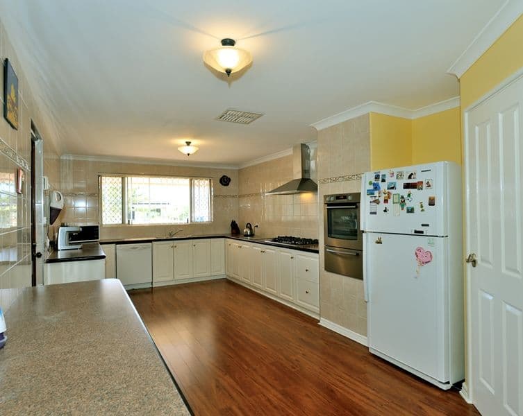 172 Grand Ocean Boulevard, PORT KENNEDY WA 6172, Port Kennedy - Thumbnail 2